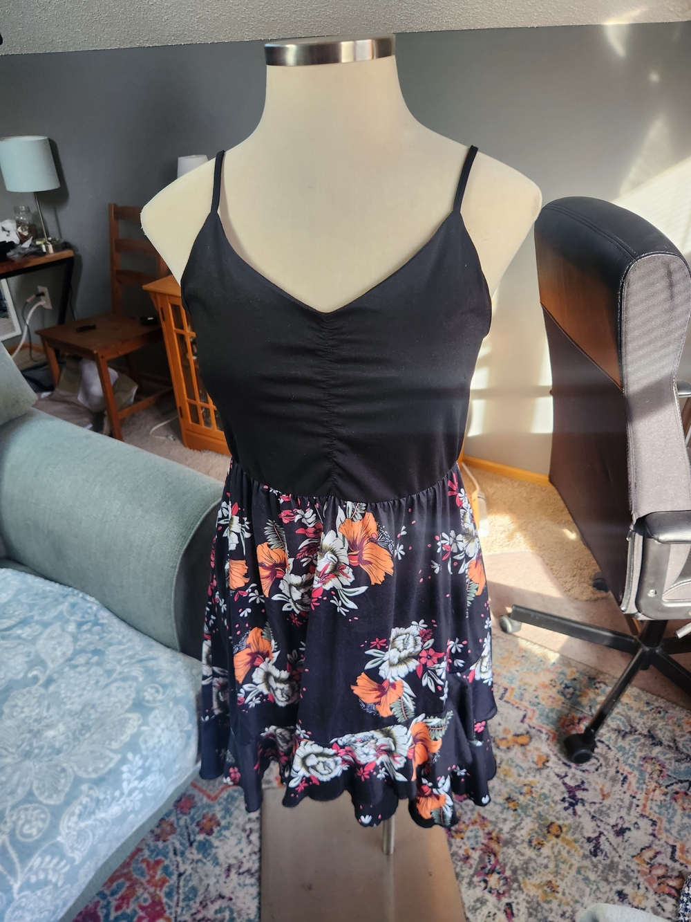 Ihot Women’s Black Floral Spaghetti-Strap Dress Ruffled Hem 2X Plus Playful